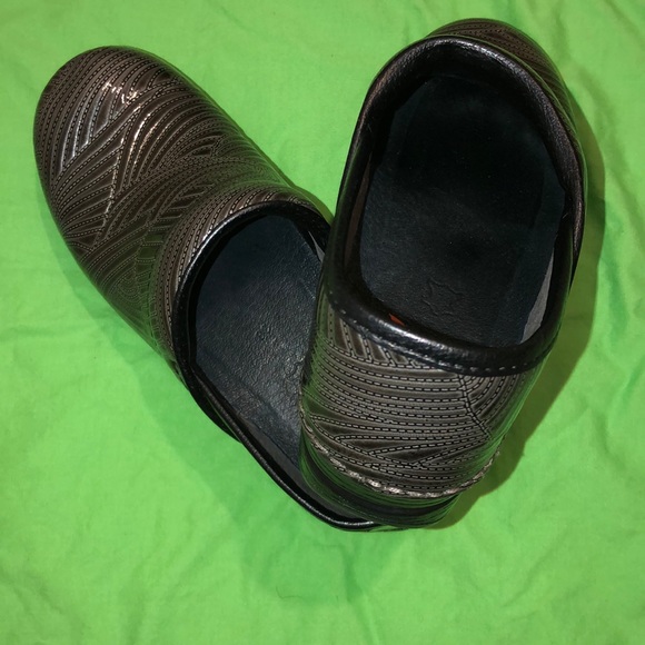 Dansko Clogs - Picture 5 of 6
